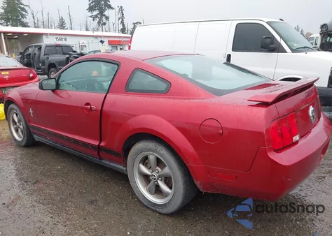 2006 Ford Mustang V6 z USA, uszkodzony, nr VIN 1ZVHT80N965127813